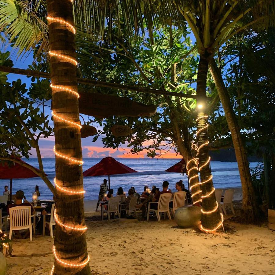 Central Beach Inn Mirissa Kültér fotó